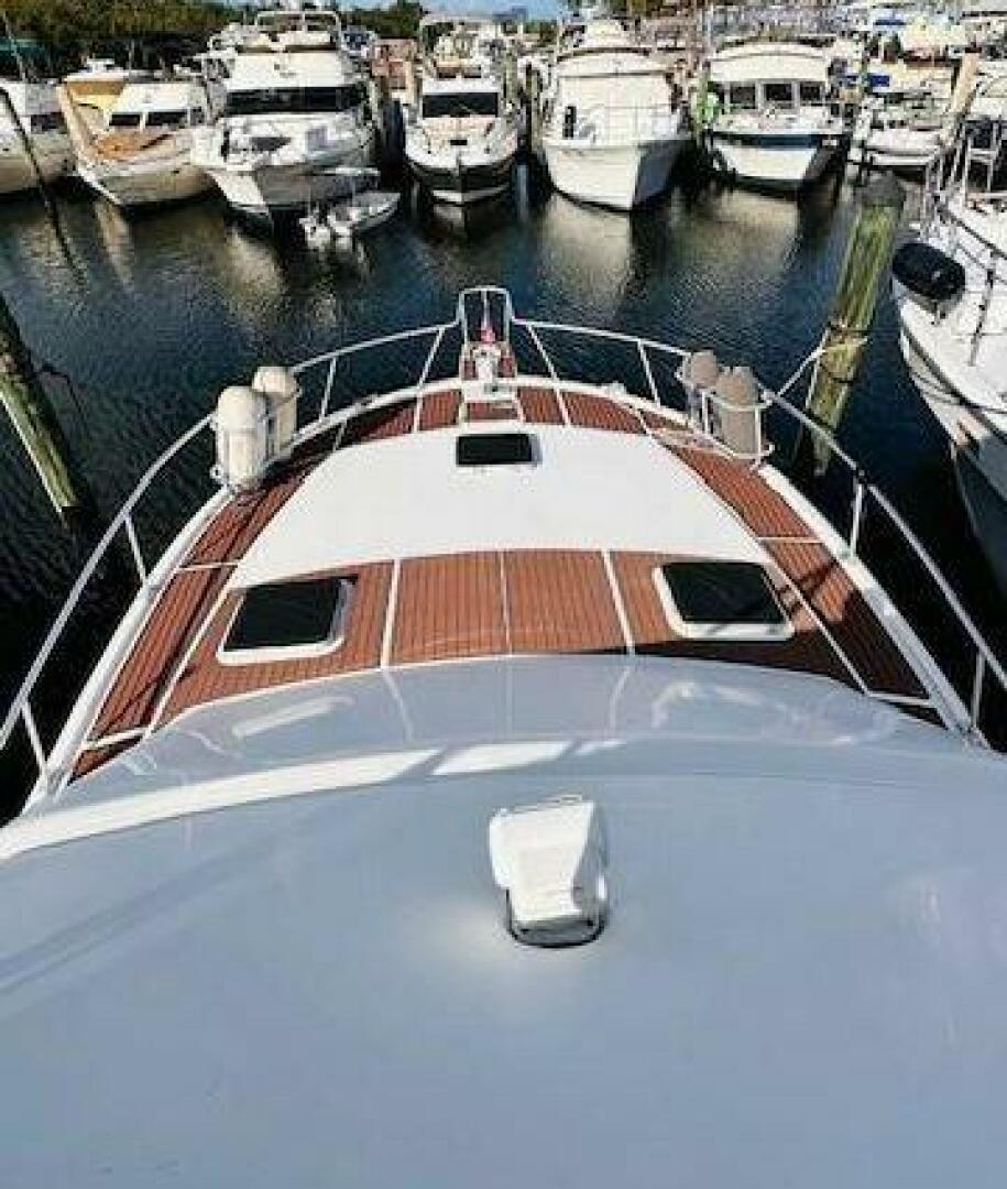 2001 Luhrs Convertible - Image 14