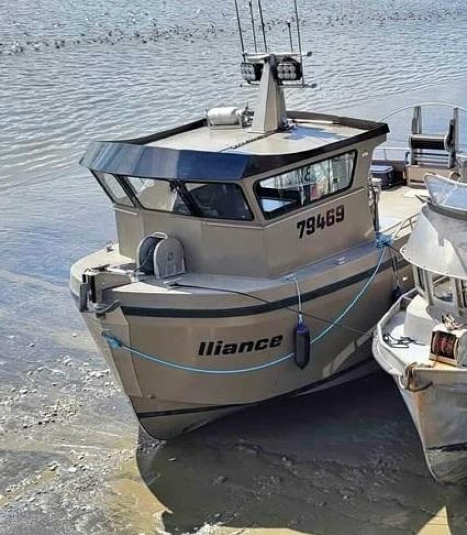 2022 Custom Freestyle Marine 32 - Image 2