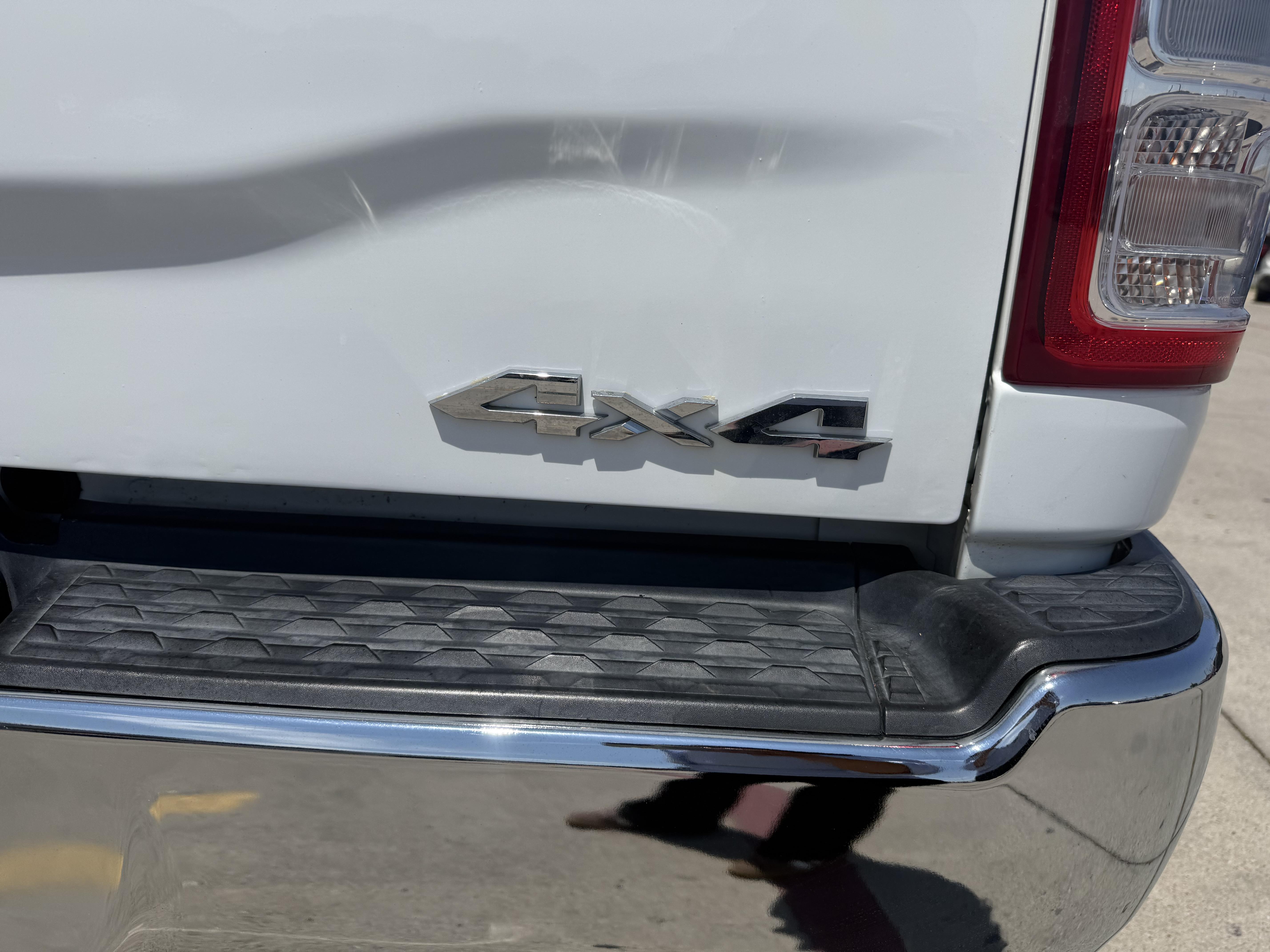 2022 Ram 3500 Pickup Crew Cab Tradesman 4WD - Image 31