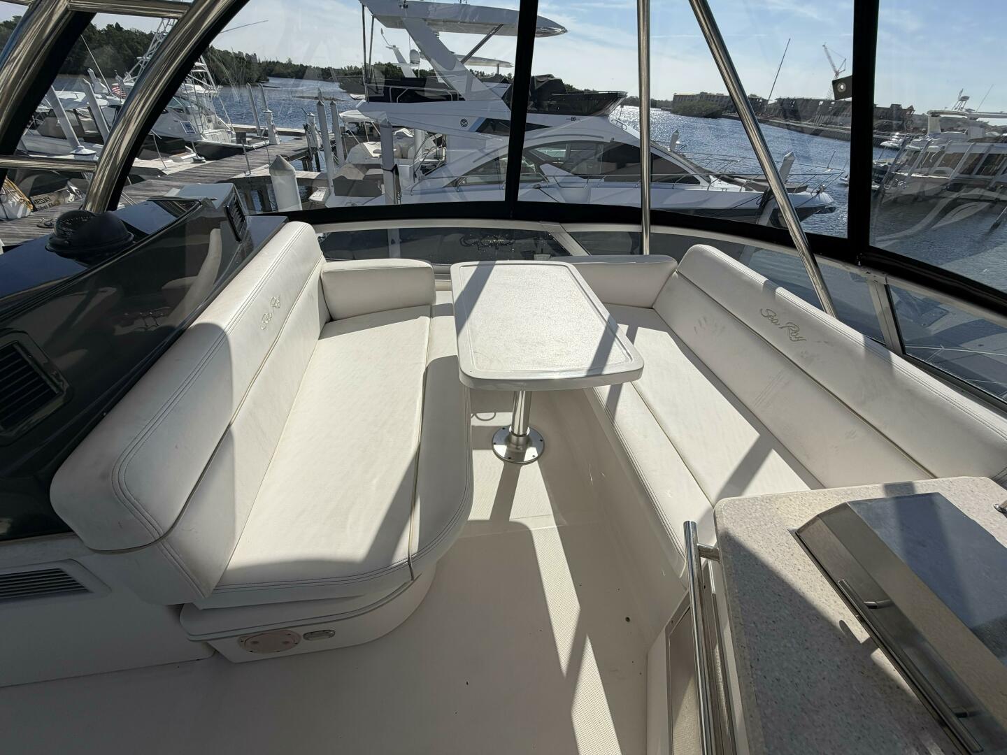 2008 Sea Ray 47 Sedan Bridge - Image 11