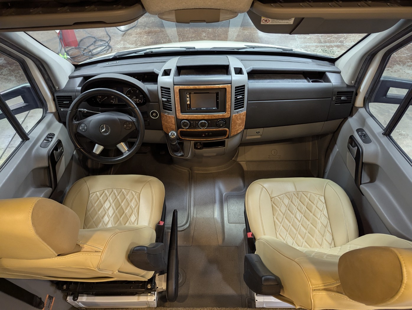 2018 Thor Motor Coach Citation Sprinter 24SJ - Image 8