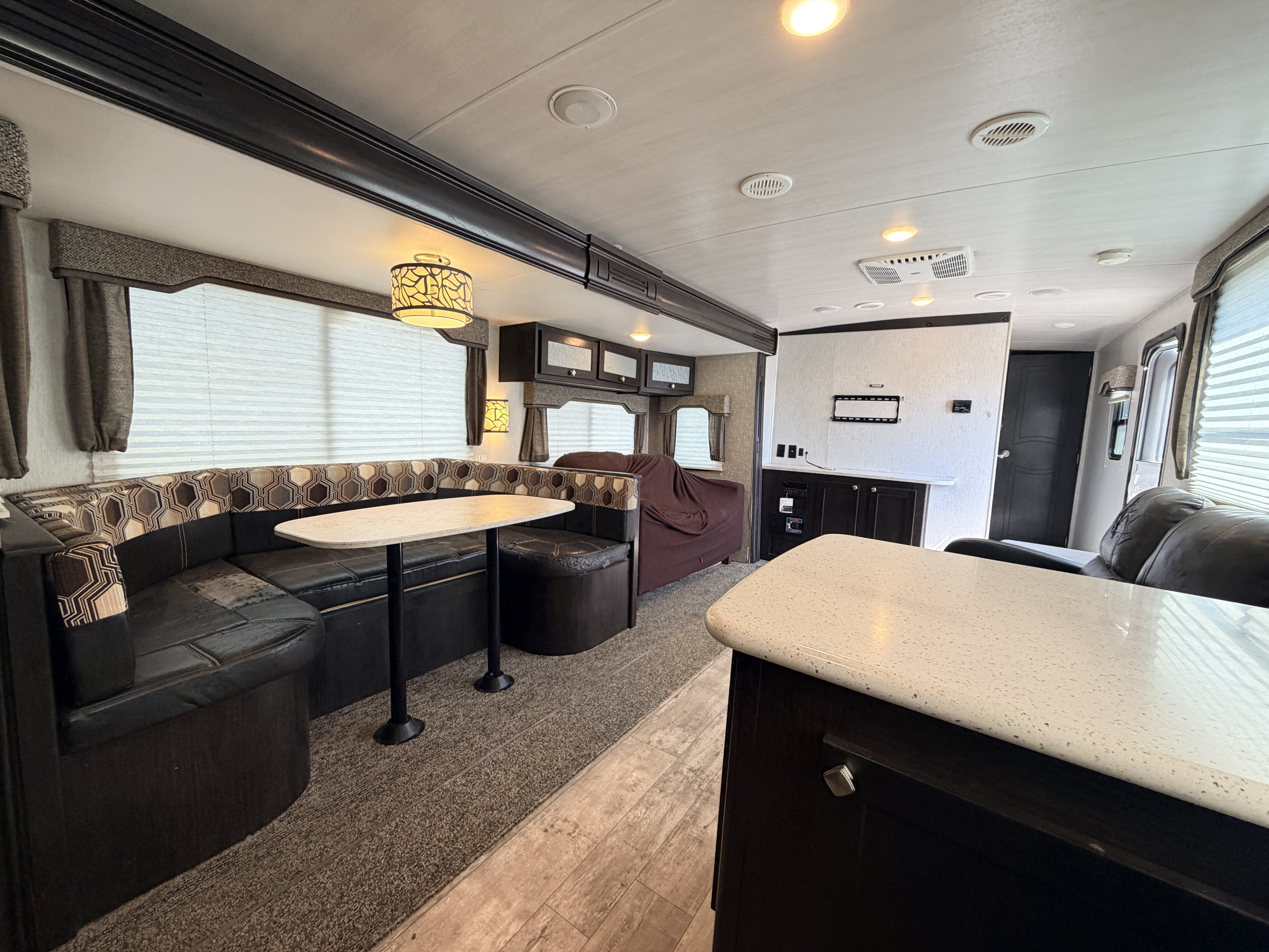2018 Heartland North Trail NT KING 30RKDD - Image 10