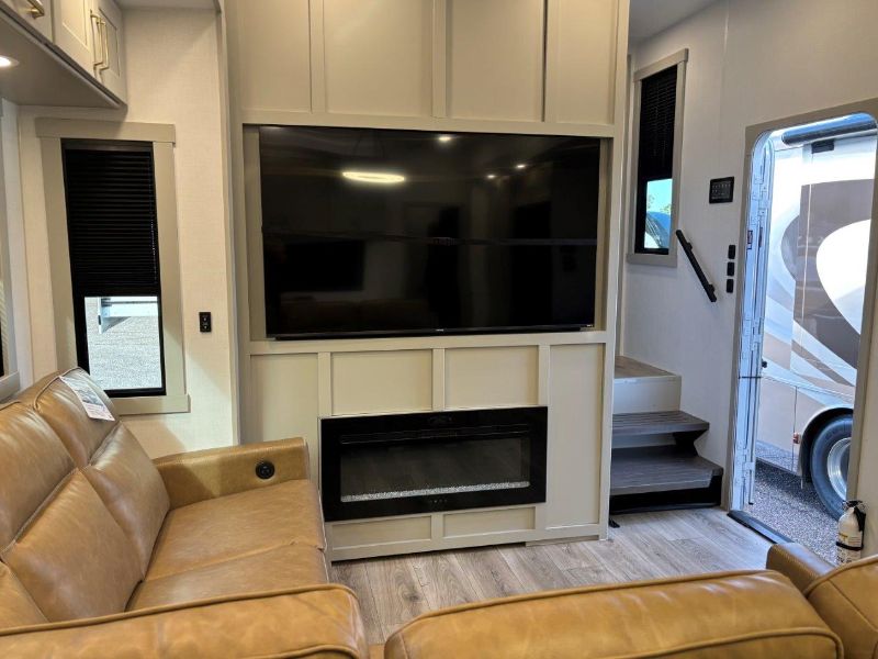 2026 Brinkley RV Model G 3250 - Image 23