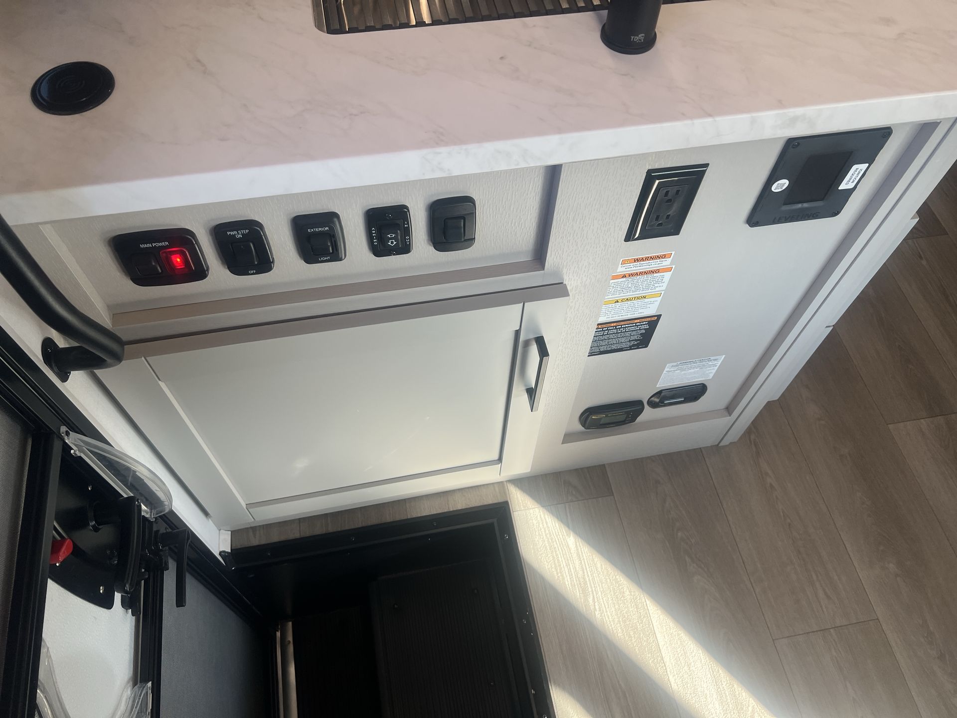 2027 Entegra Coach Odyssey 30Z - Image 18