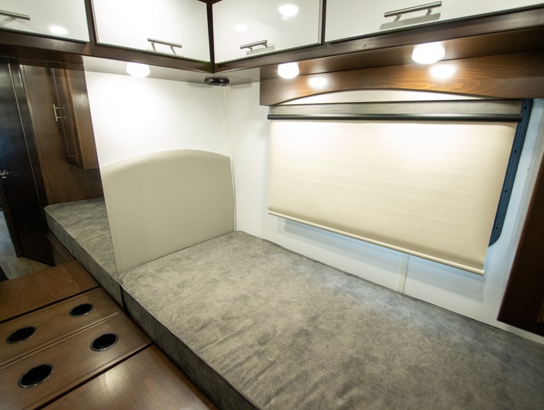 2020 Regency RV Ultra Brougham 25TB - Image 18