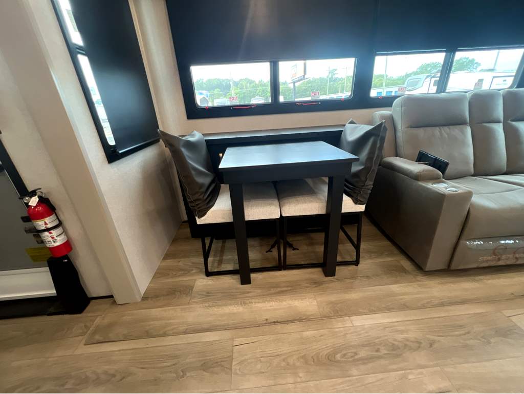 2026 JAYCO NORTH POINT 310RLTS - Image 24