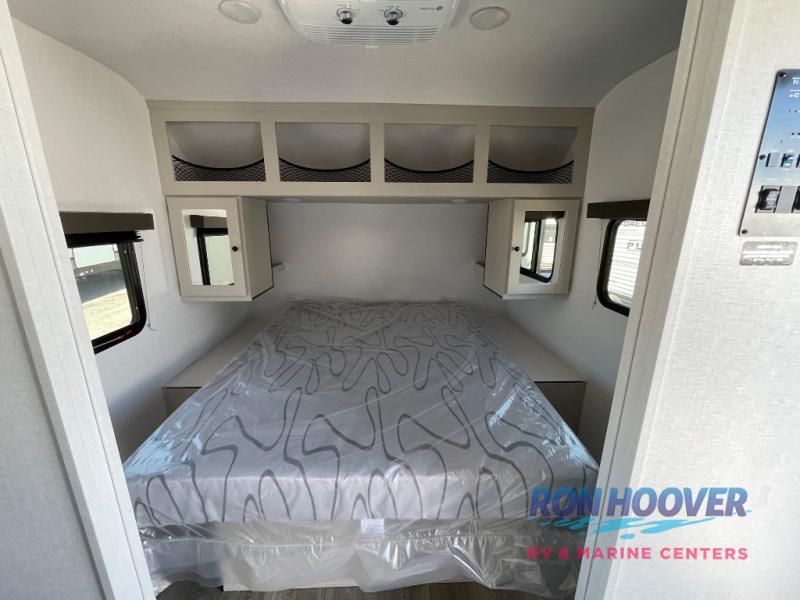 2025 COACHMEN 24RB - Image 8