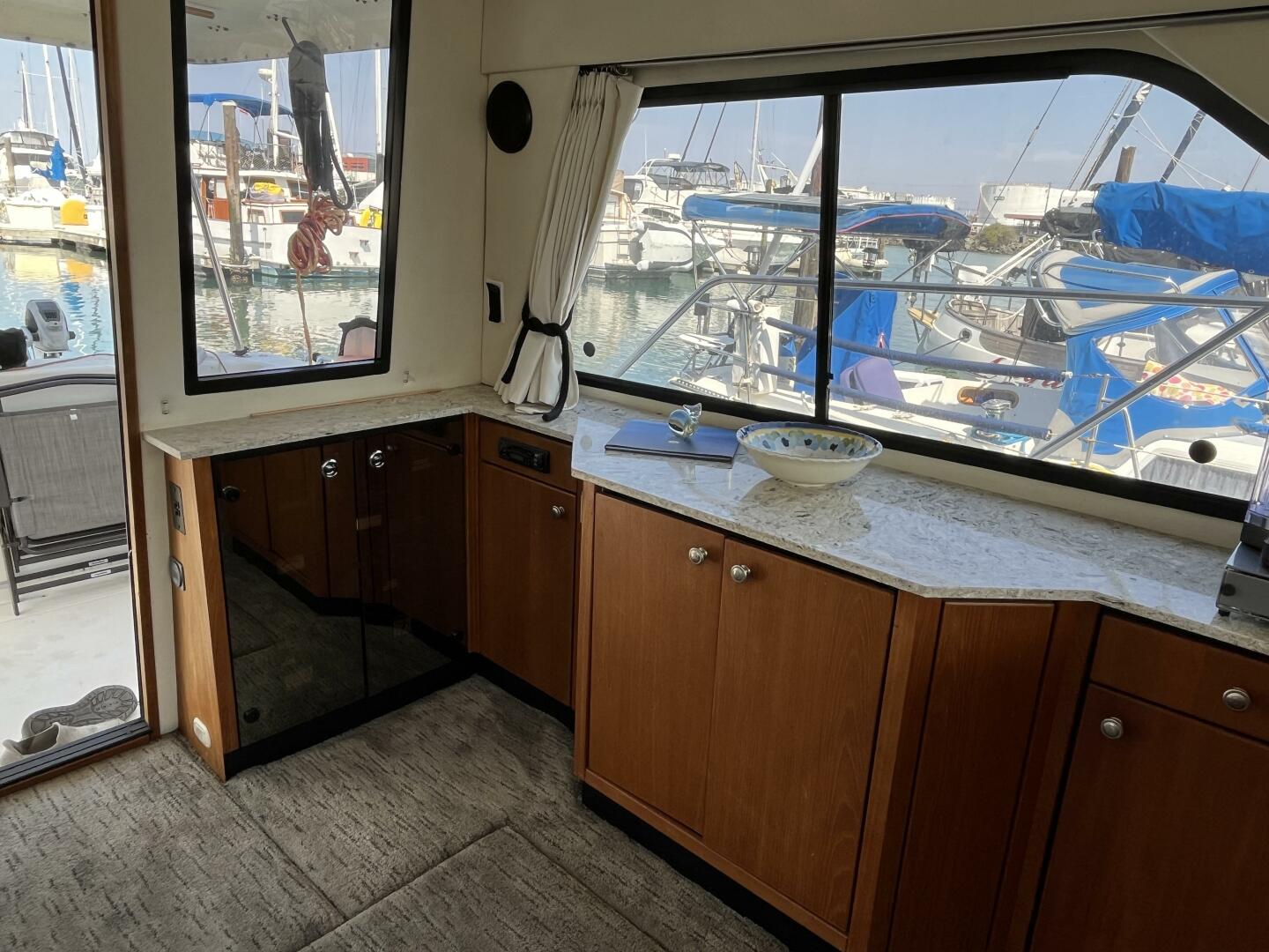1996 Bayliner 3788 Command Bridge - Image 14