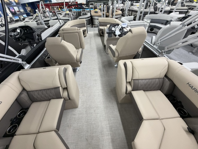 2026 HARRIS CRUISER 230 CWDH - Image 13