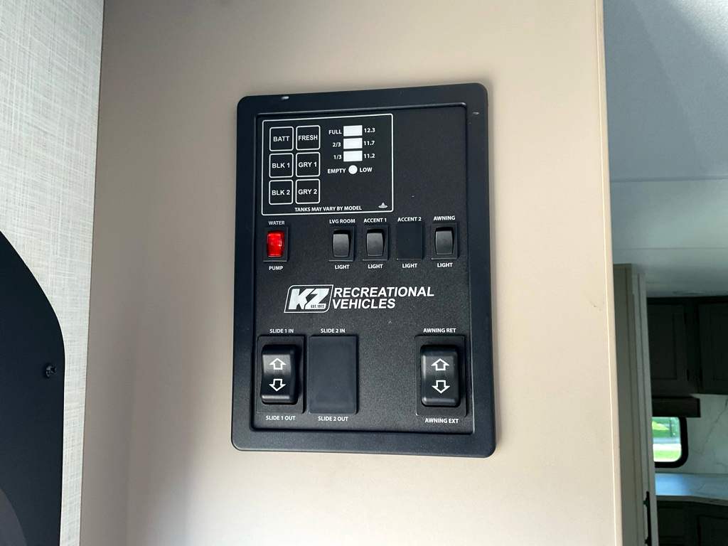 2027 KZ CONNECT C211MKSE - Image 23