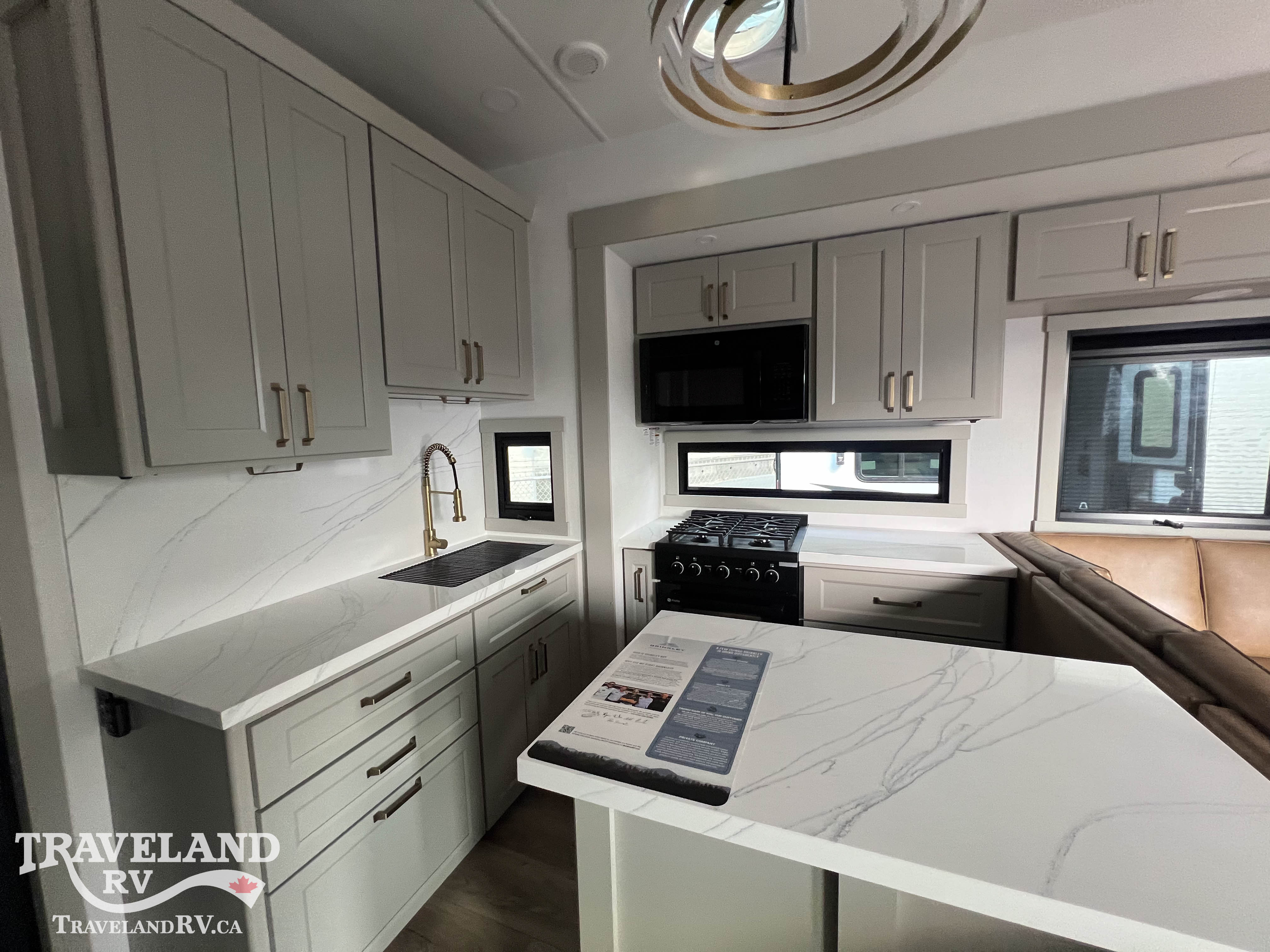 2025 Brinkley RV Model G 3950 - Image 8