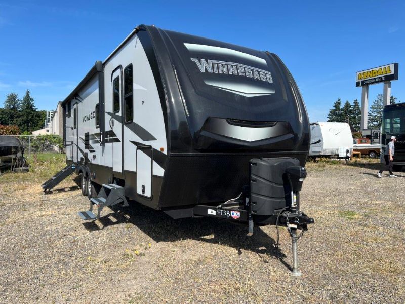 2022 Winnebago Voyage V3033BH - Image 1
