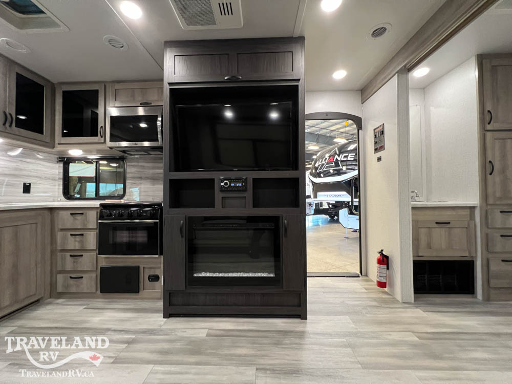 2022 Winnebago Voyage V2427RB - Image 10
