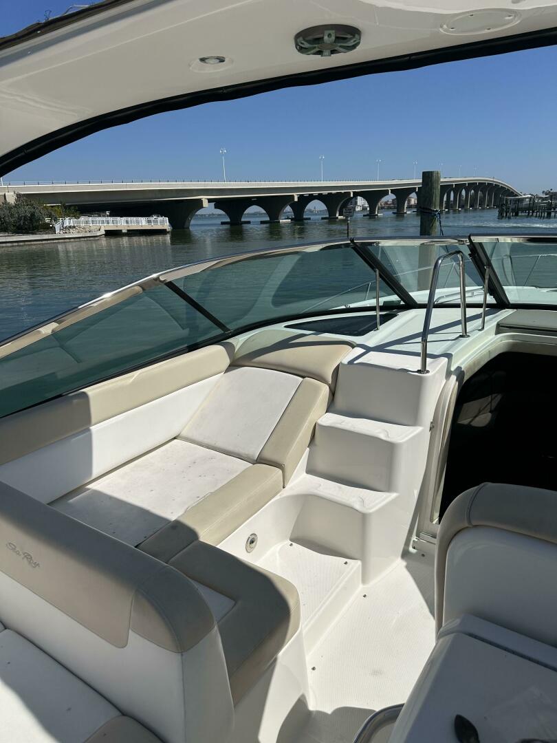 2013 Sea Ray 370 Venture - Image 15