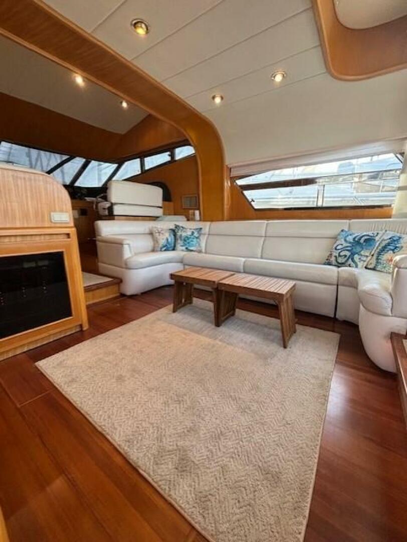 1994 Johnson High Tech 56' Euro - Image 19