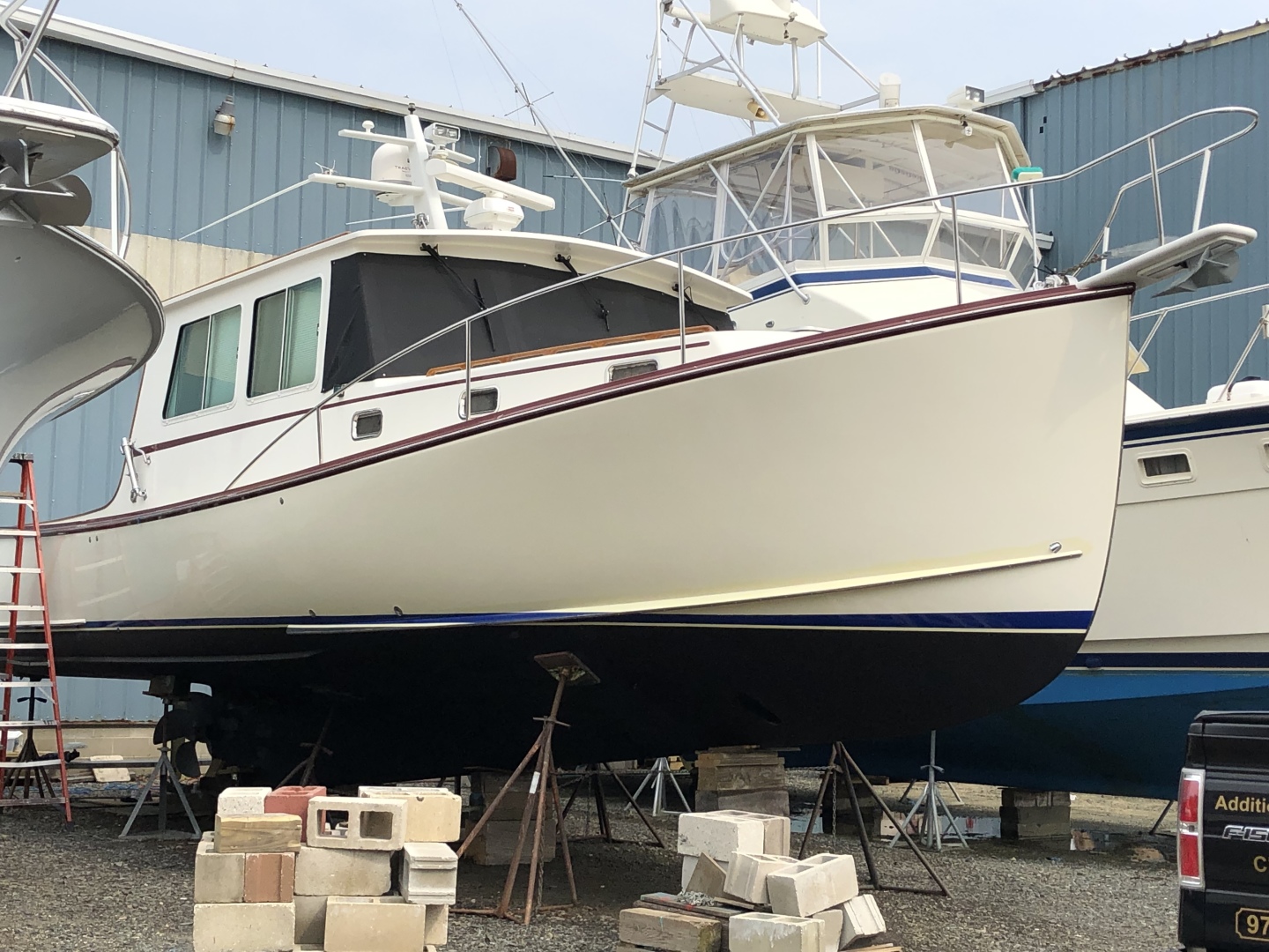 2007 Northern Bay 38 - Image 10