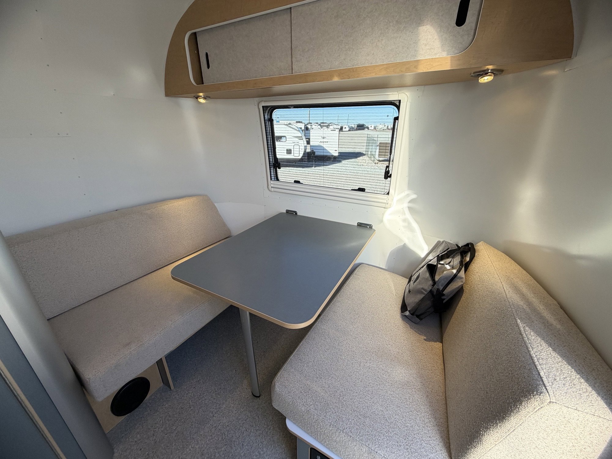 2026 AIRSTREAM WORLD TRAVELERUSA 22RB - Image 14