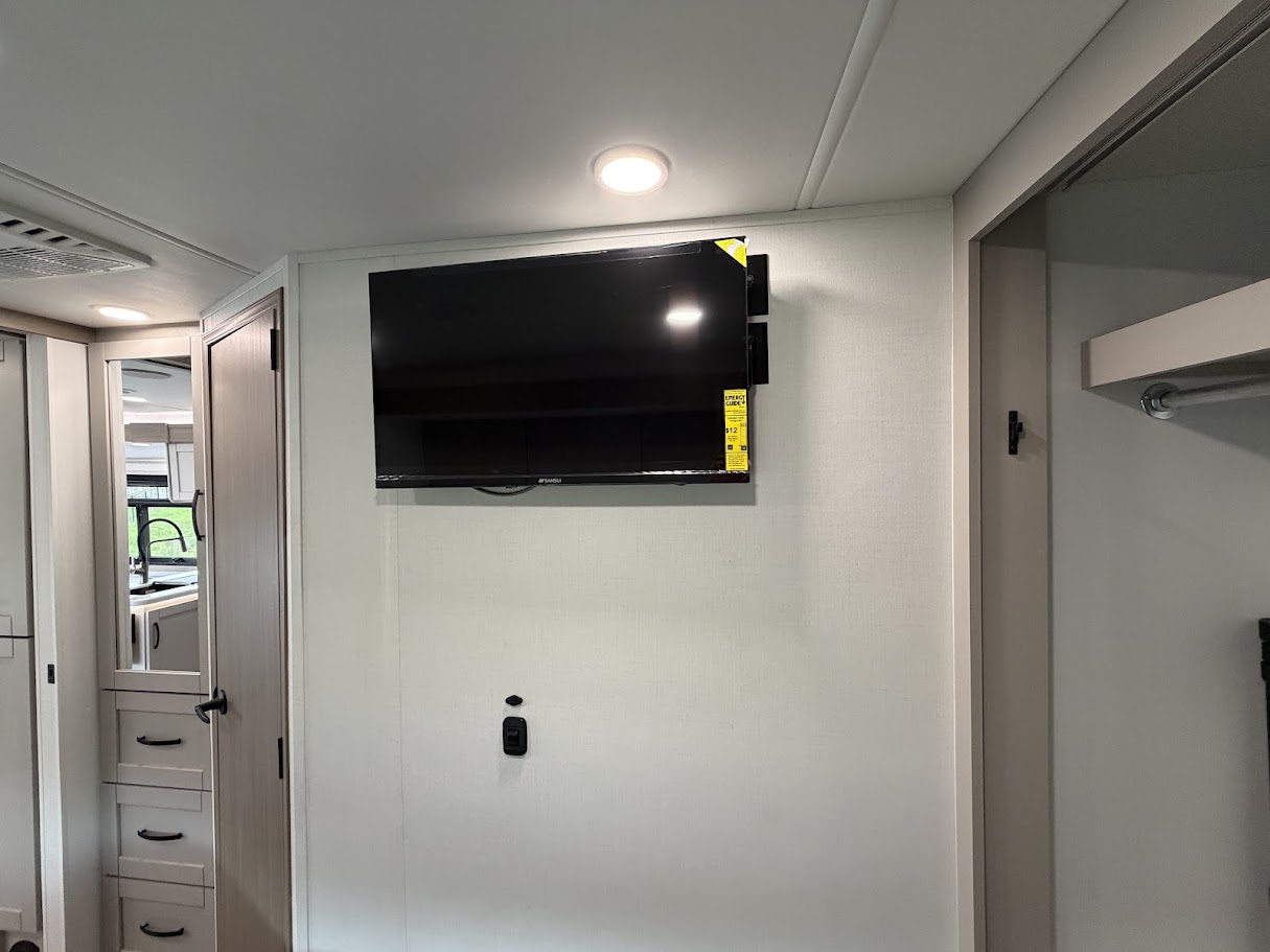 2027 JAYCO GREYHAWK XL 32U - Image 47