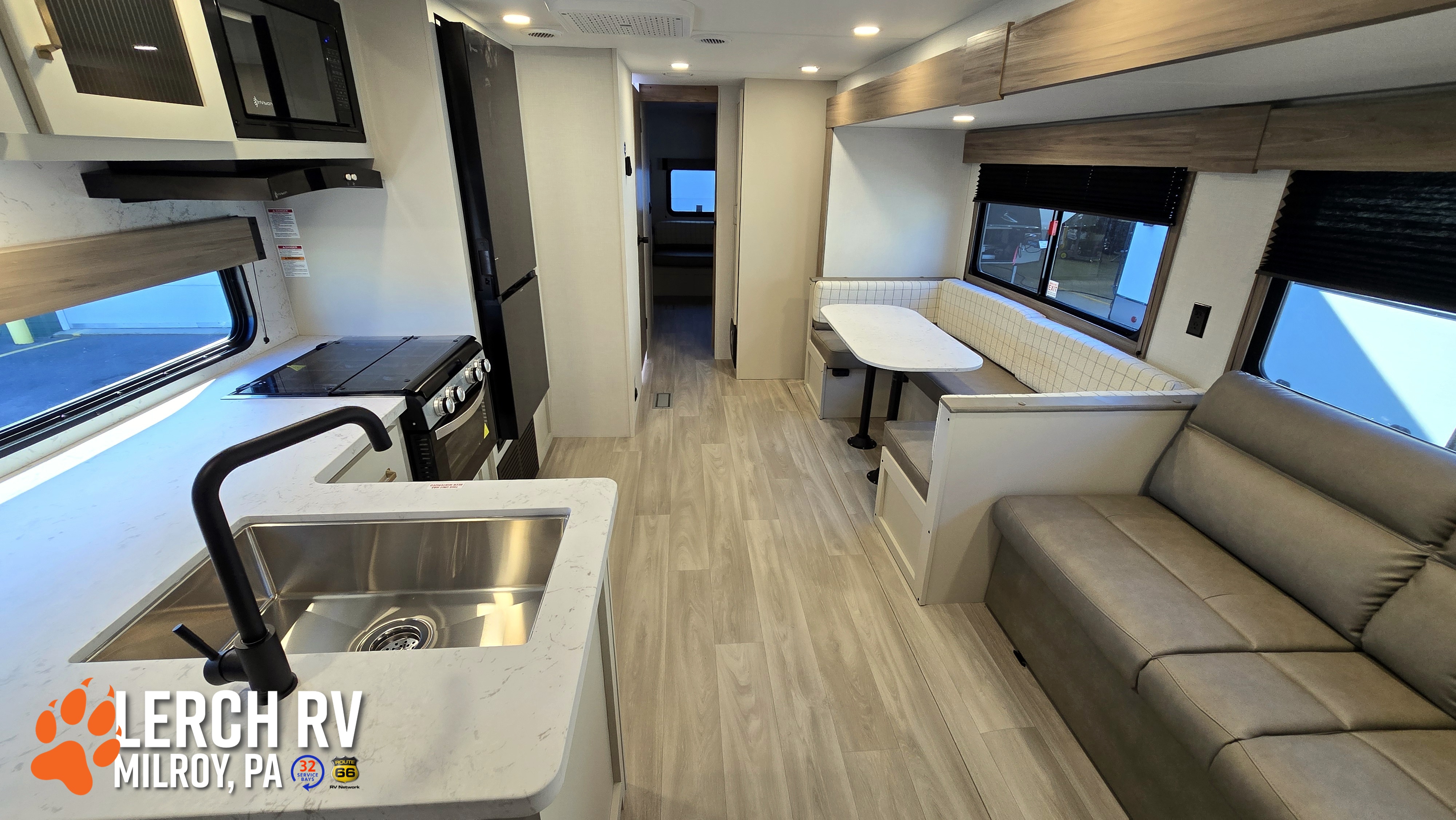 2027 KZ RV Sportsmen SE 332BHKSE - Image 9