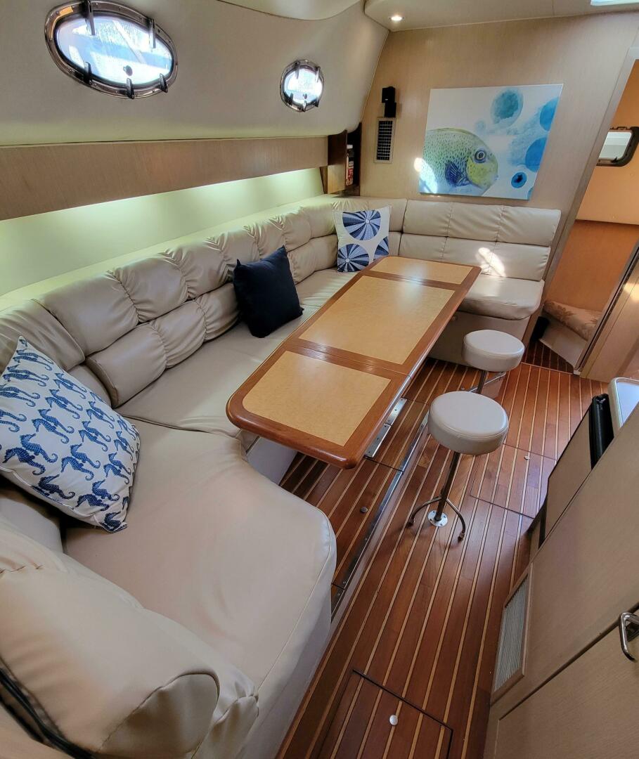 1996 Tiara Yachts 4000 Express - Image 15