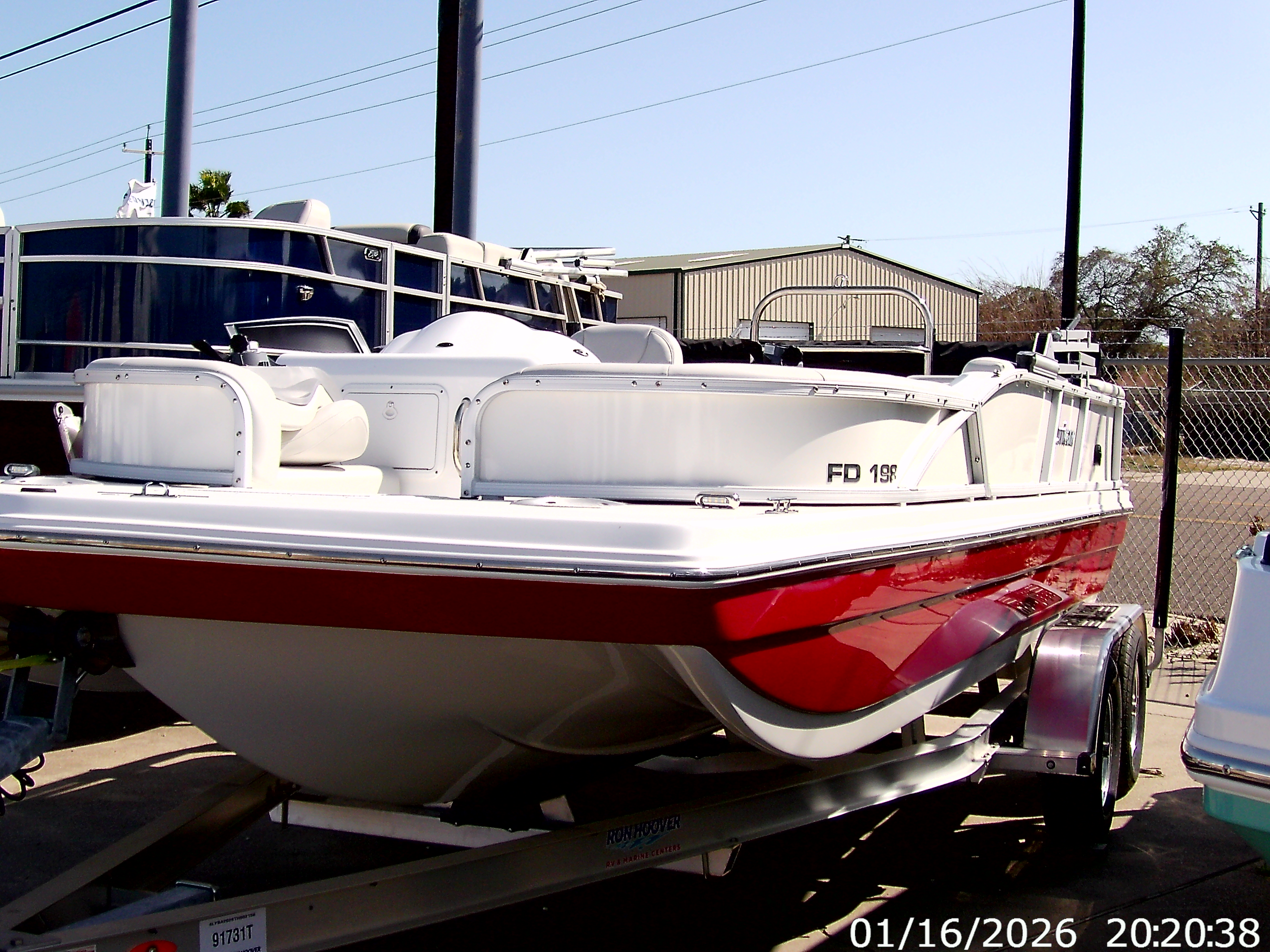 2026 HURRICANE 2026 FUNDECK 198 RE - Image 1
