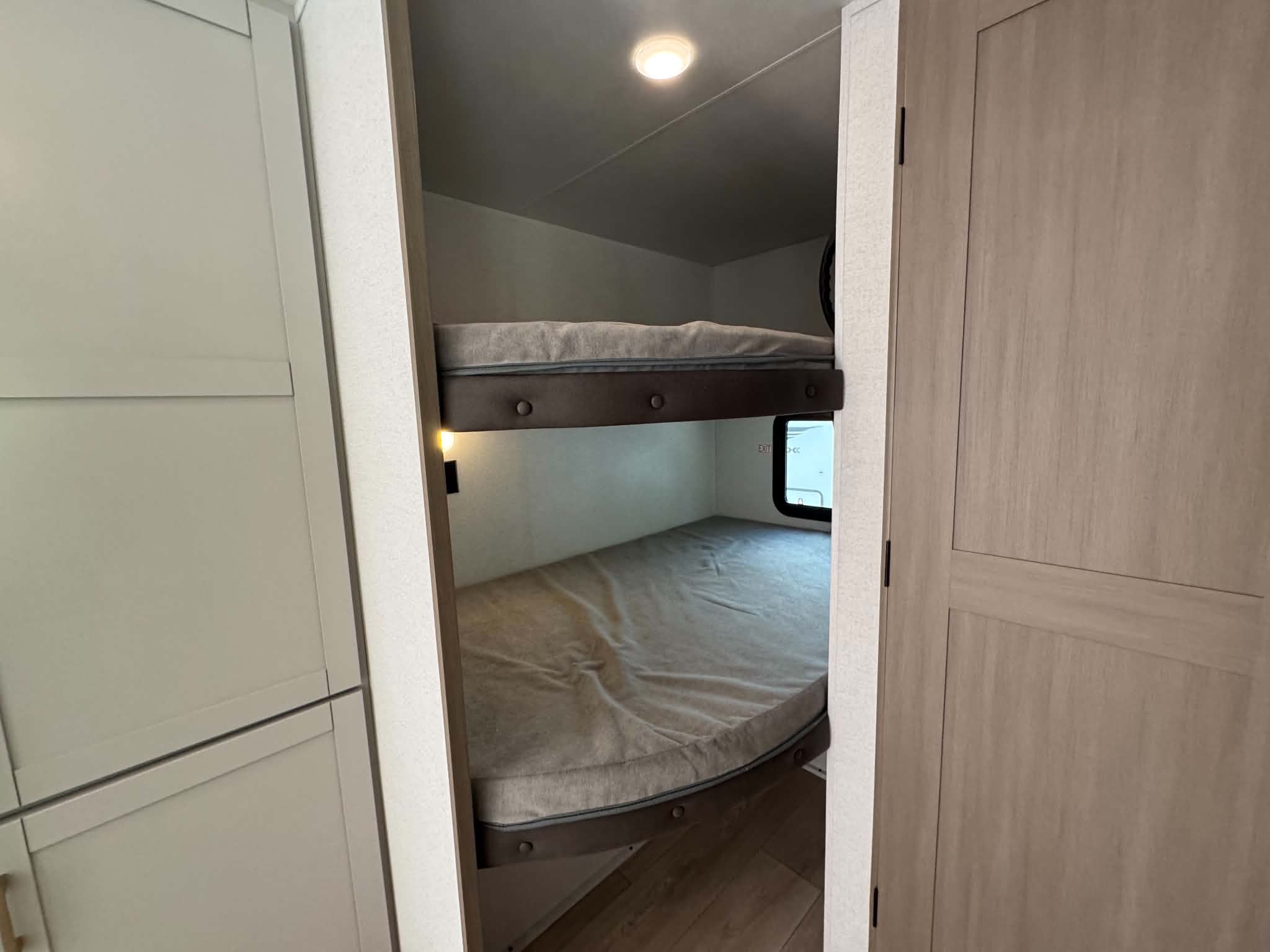 2027 Jayco Jay Flight SLX 261BHS - Image 18