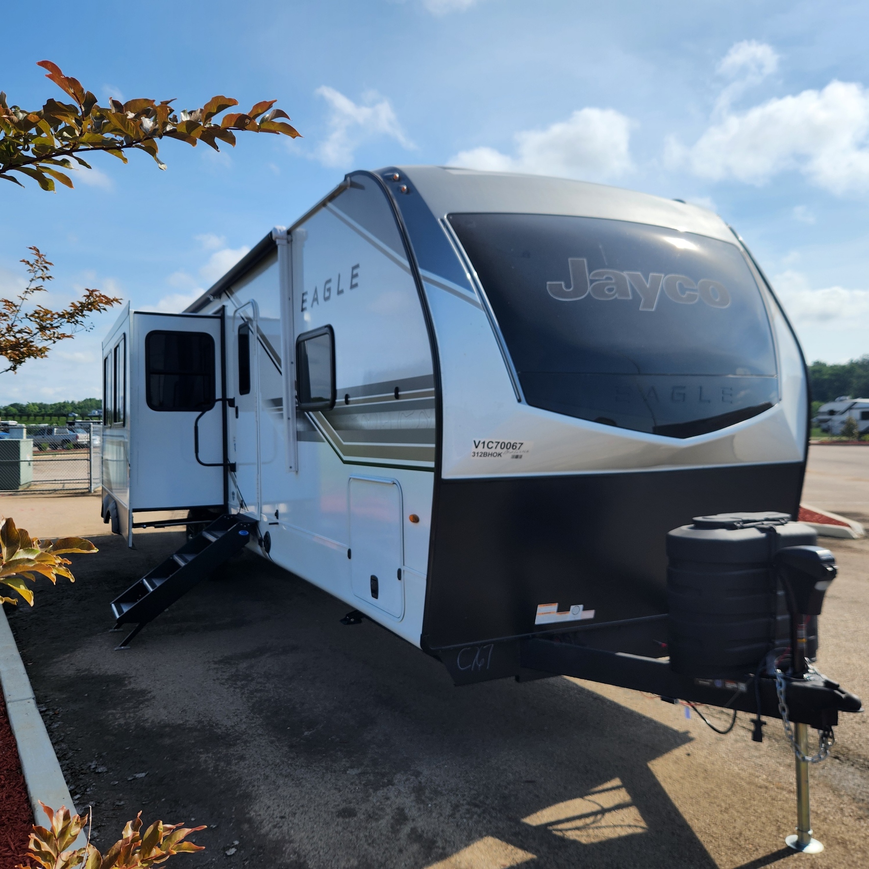 2027 JAYCO EAGLE 312BHOK - Image 1