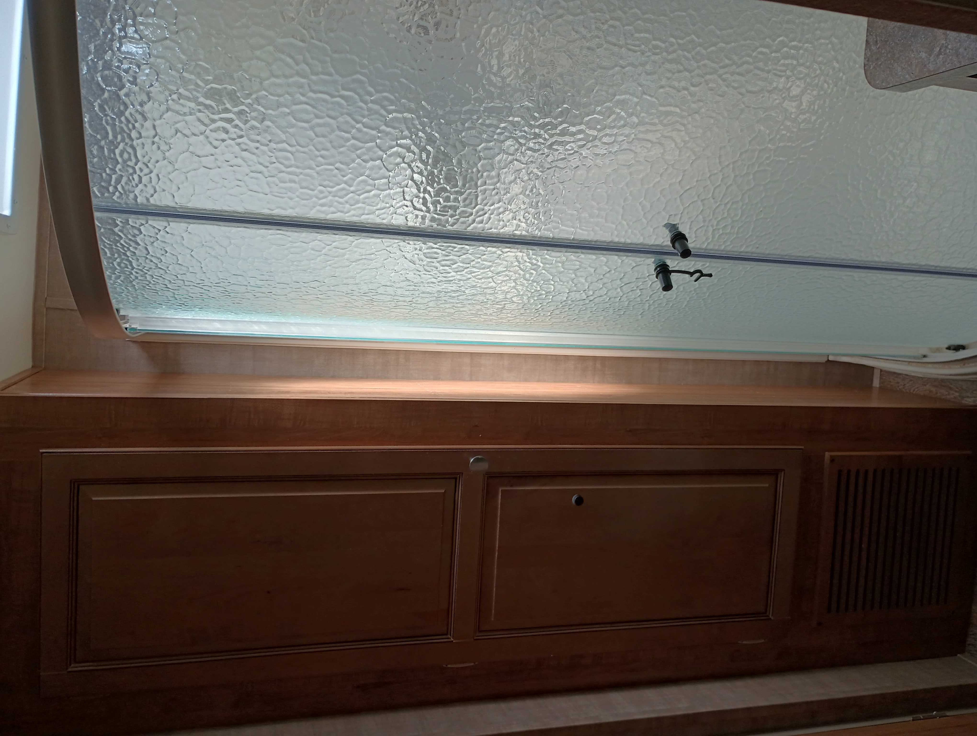 2015 Forest River Rockwood Ultra Lite 2650WS - Image 13