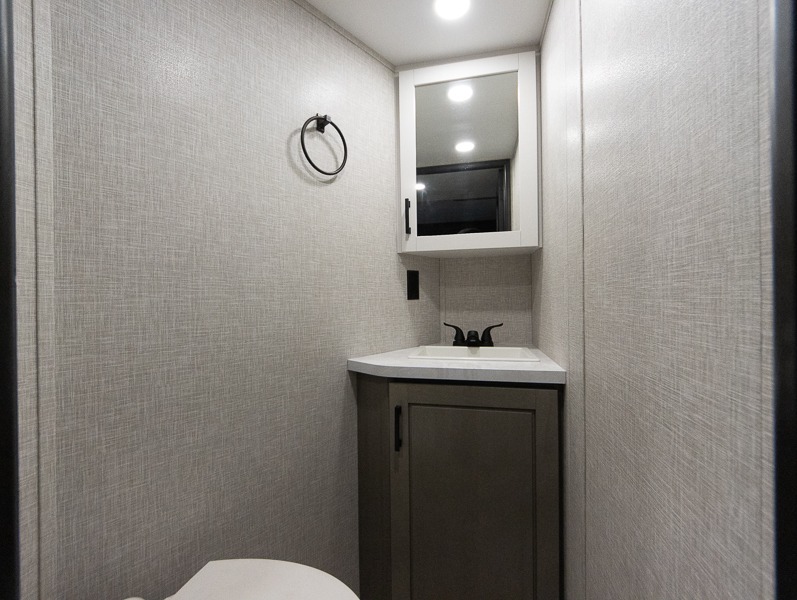 2025 Jayco Seismic Luxury Series 4113 - Image 27
