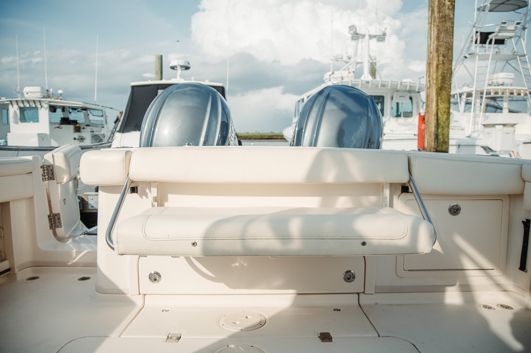 2020 Grady-White Express 330 - Image 25