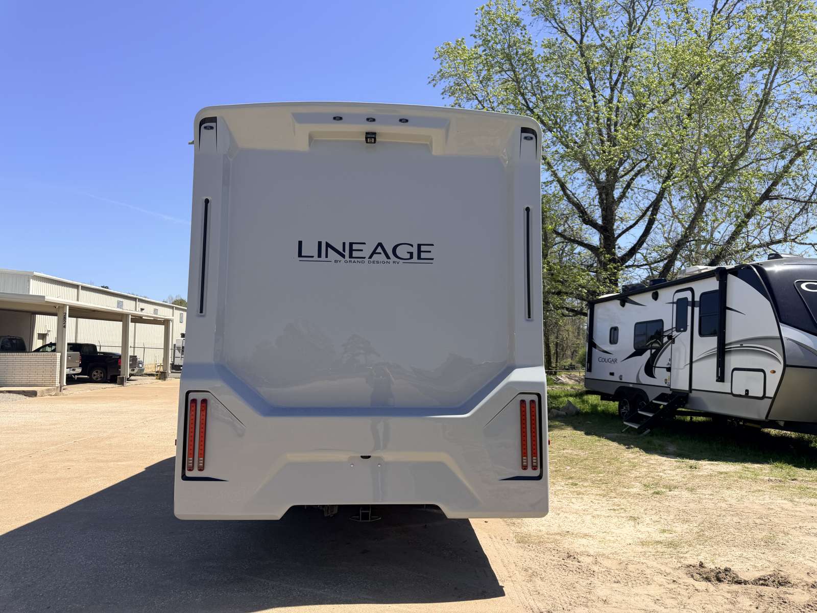 2026 Grand Design Lineage Series M 25FW - Image 6