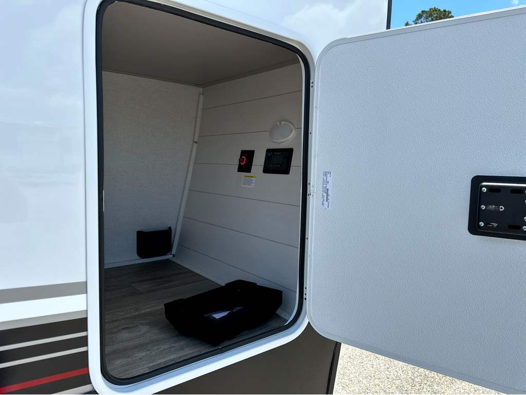 2027 JAYCO SEISMIC 214 - Image 7