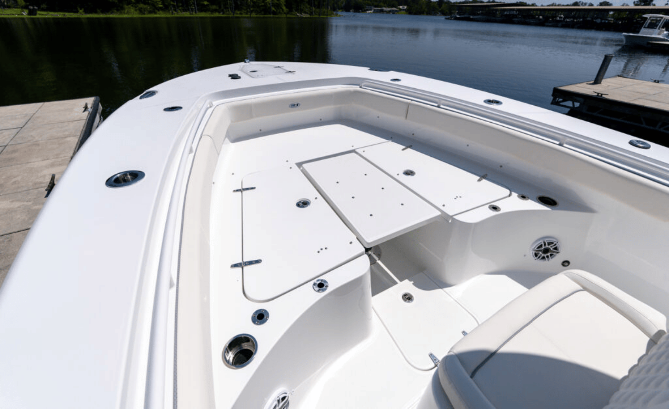 2027 Sea Hunt Gamefish 27FS - Image 10