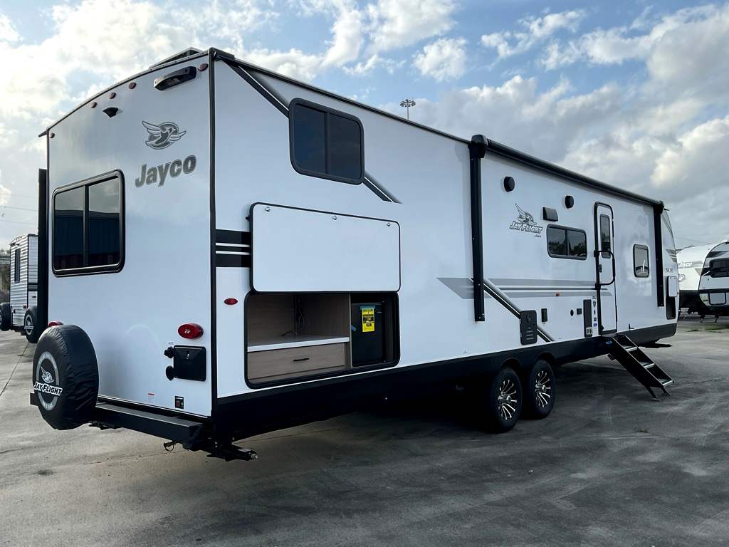 2026 JAYCO Jay Flight 325 BHT SLX - Image 5