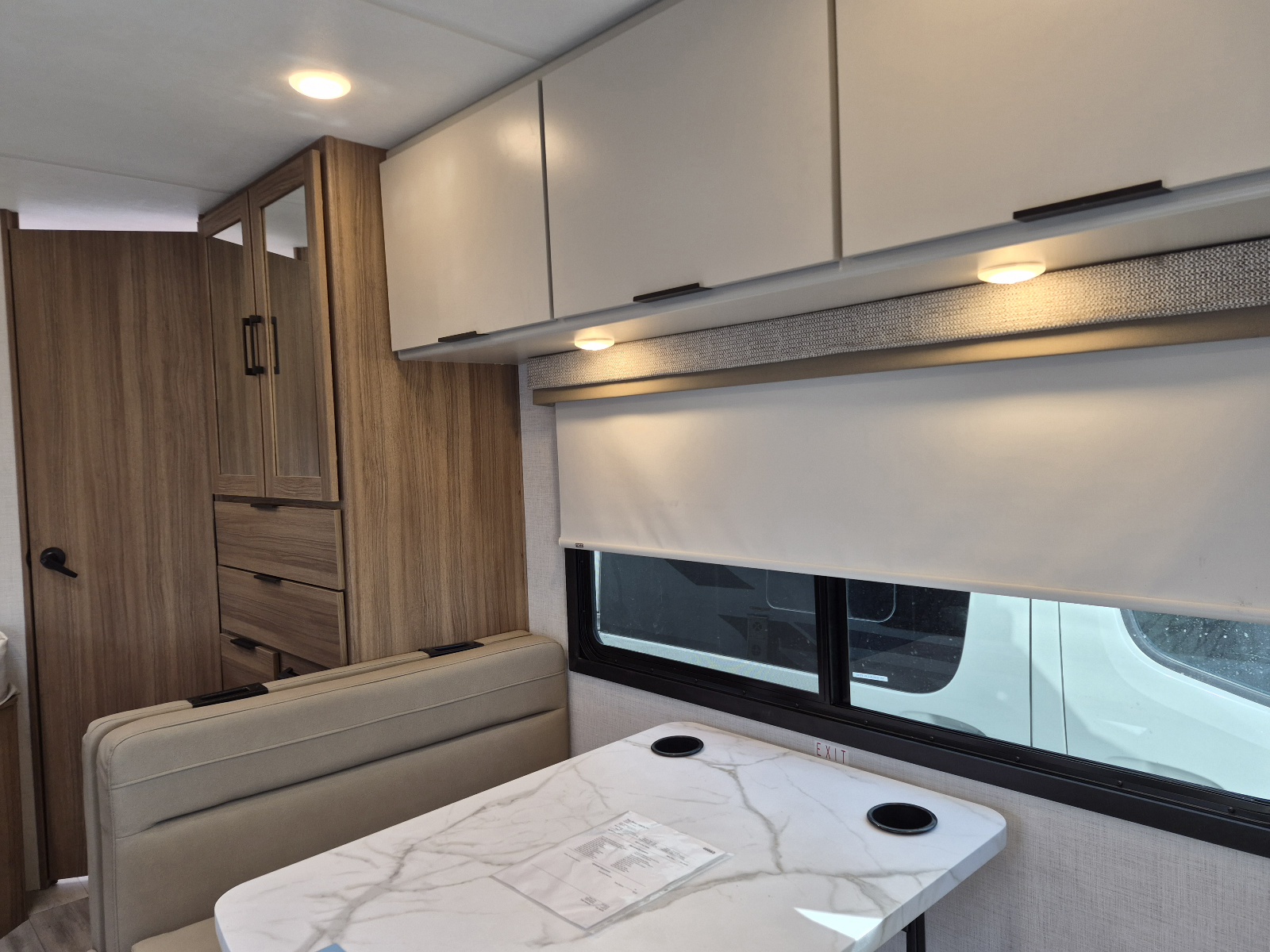 2027 Thor Motor Coach Four Winds Espec 21Z - Image 9