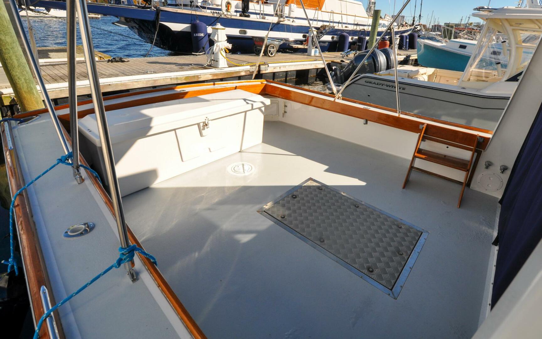 2001 Wilbur 34 - Image 24