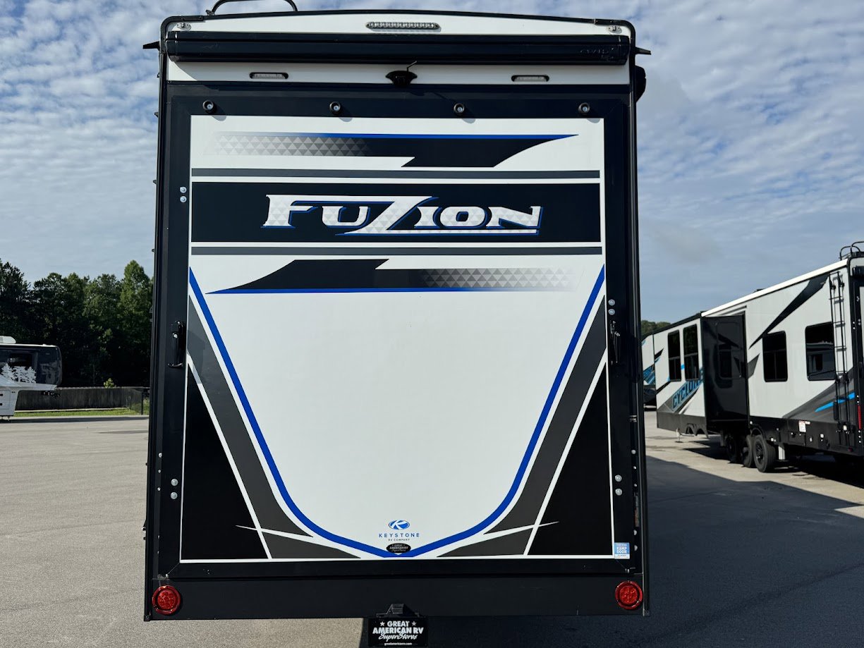 2025 Keystone FUZION 419 - Image 5