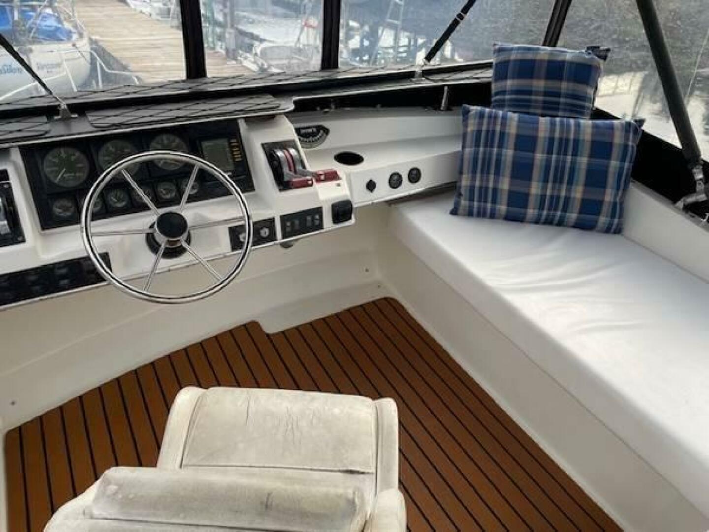 1991 Bayliner - Image 7