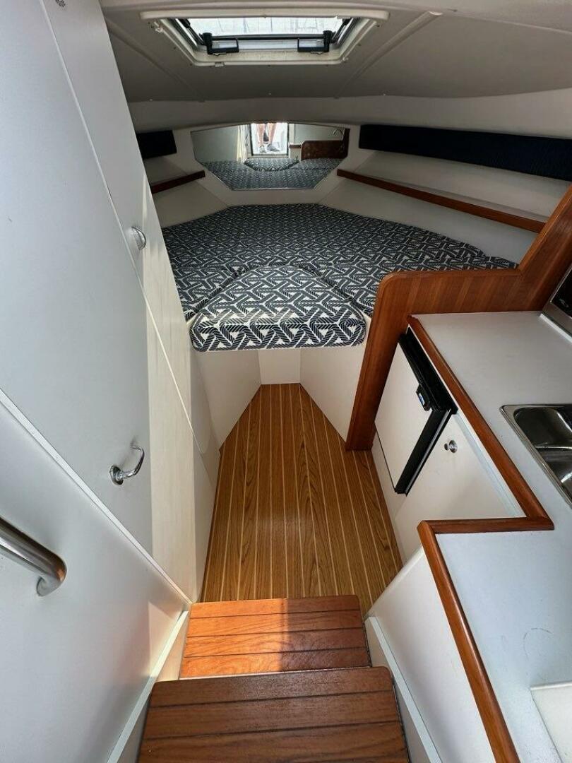 2006 Tiara Yachts 29 Coronet - Image 14