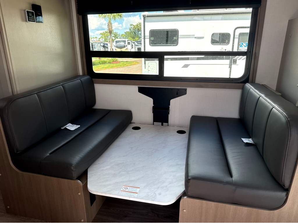 2027 JAYCO REDHAWK SE 22C - Image 12