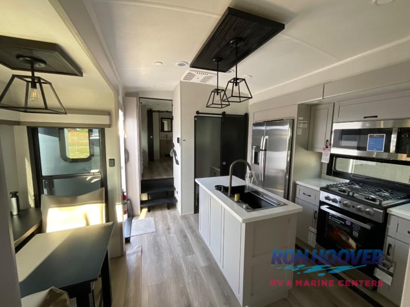 2026 JAYCO NORTHPOINT 382FLRB - Image 8