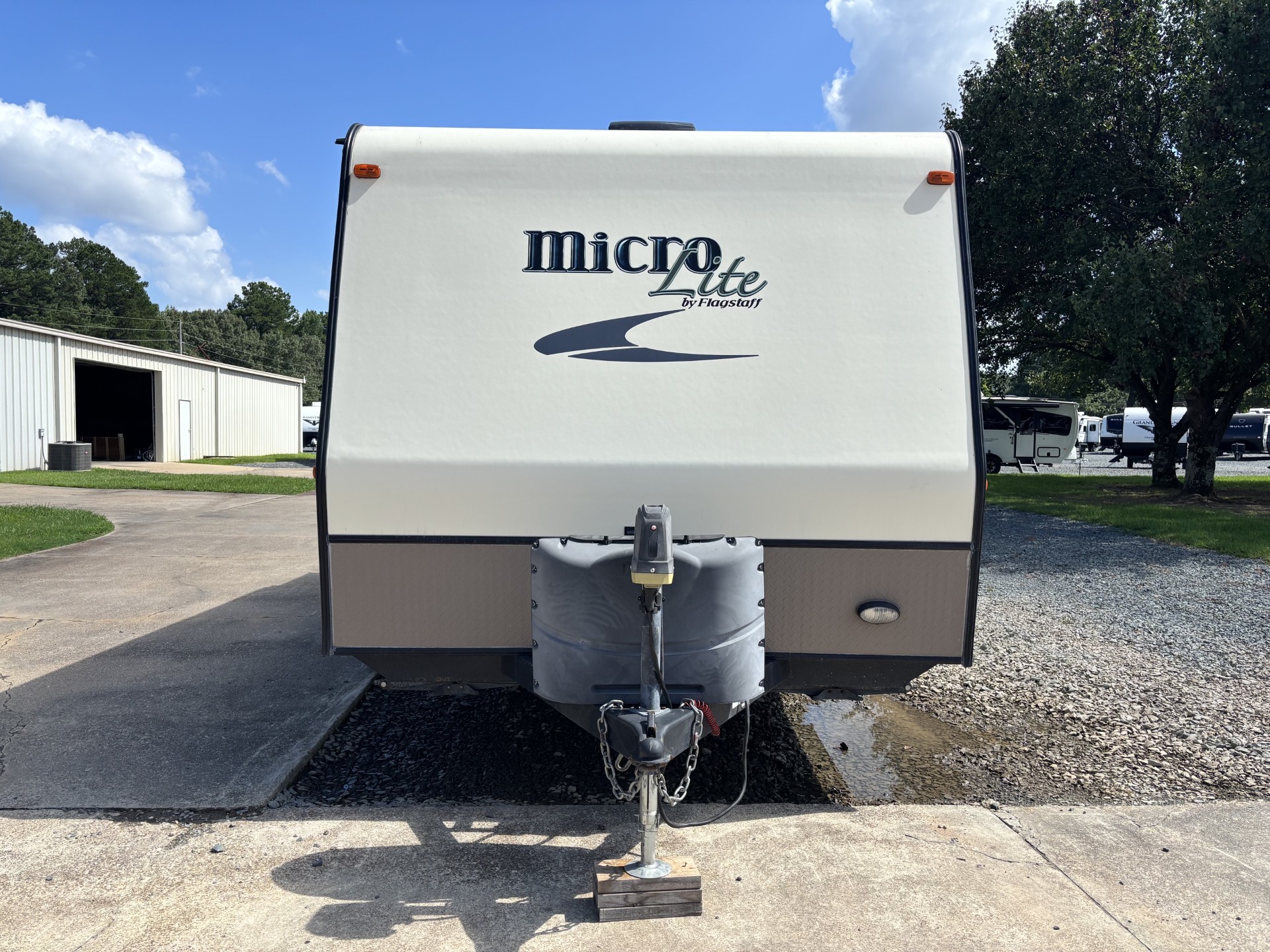 2016 Forest River Flagstaff Micro Lite 23FB - Image 3
