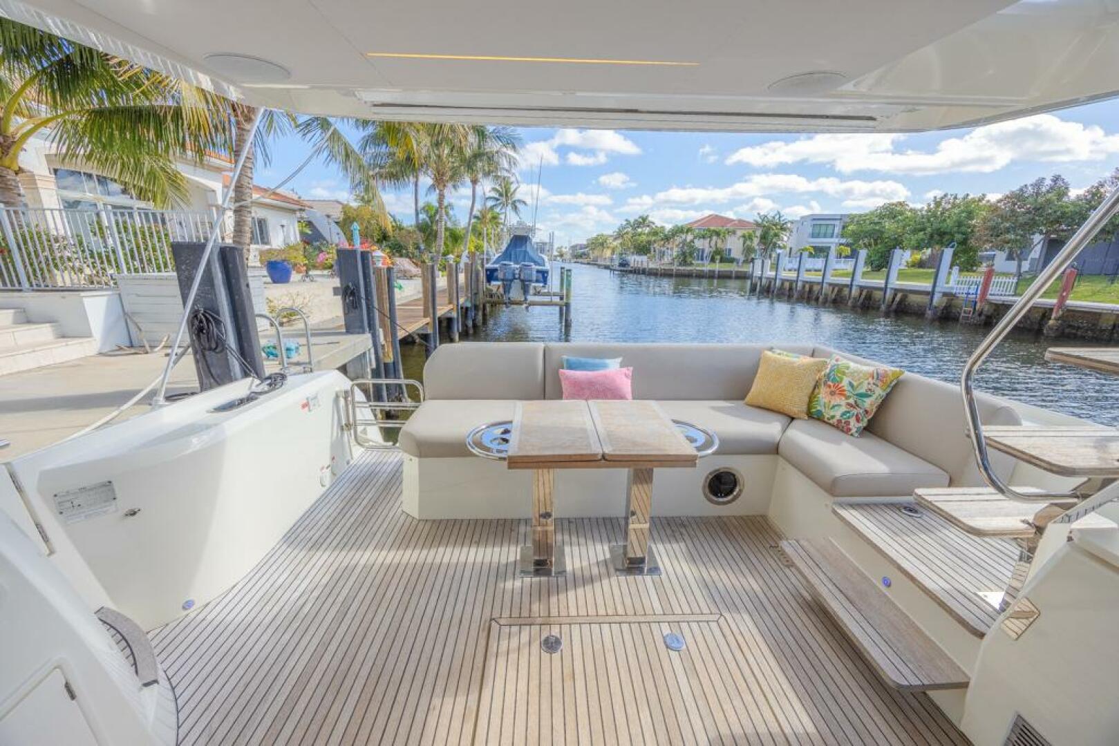 2021 Prestige 520 Flybridge - Image 19