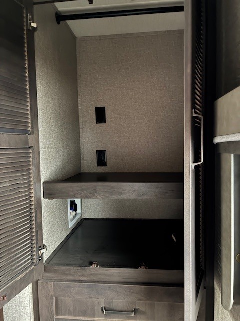 2022 GRAND DESIGN 312BHTS - Image 12