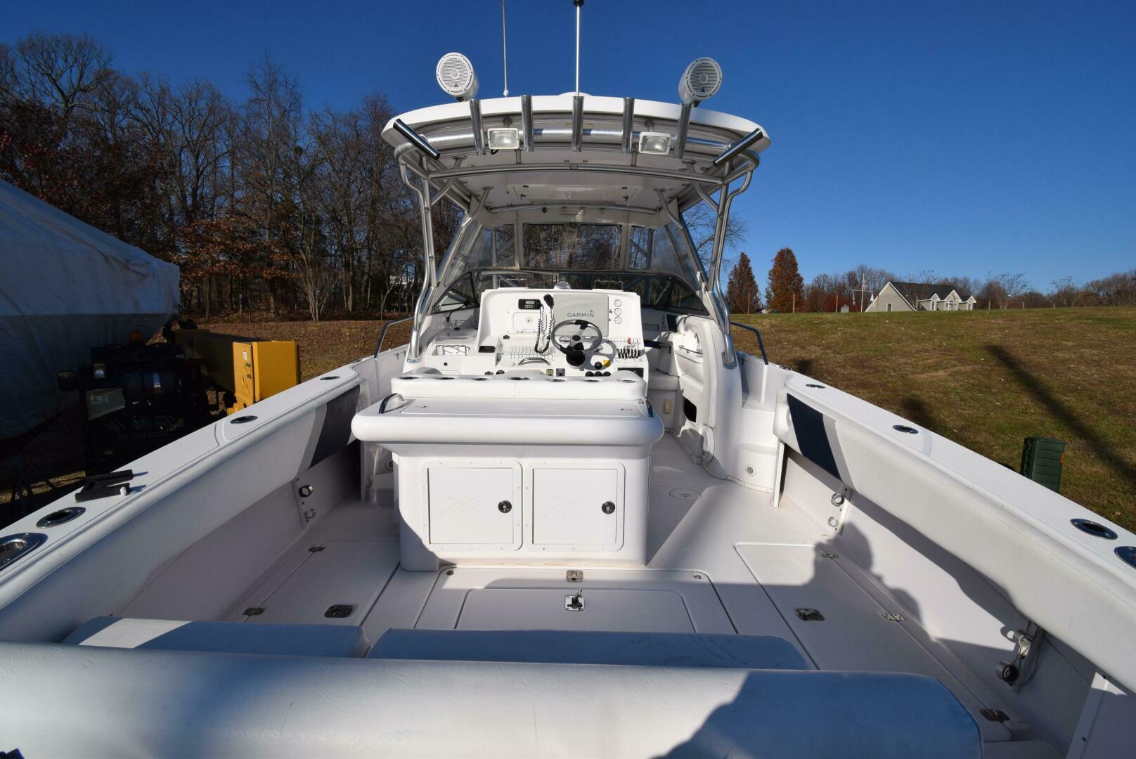 2005 Donzi 38 ZSF - Image 11