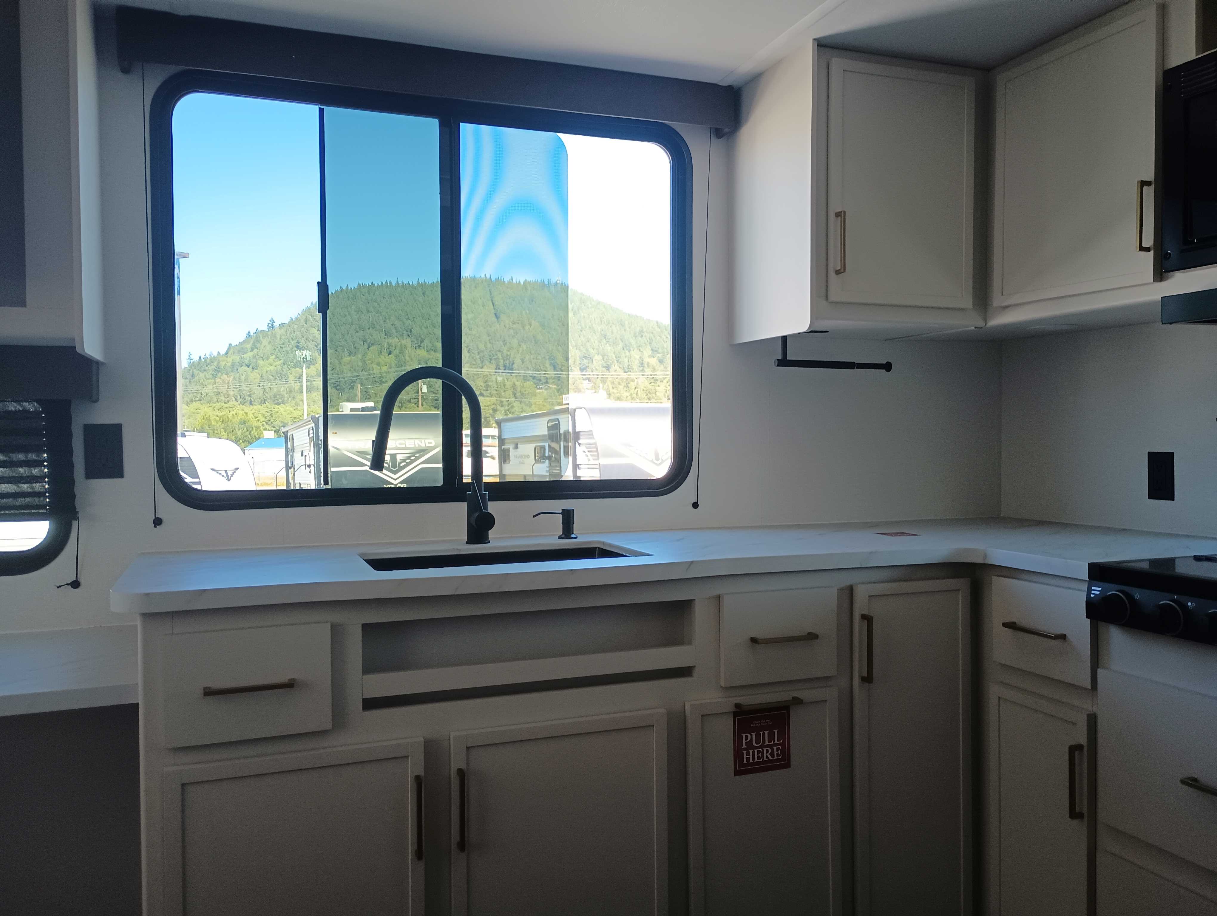 2027 Grand Design Transcend 315RKT - Image 7