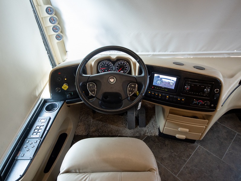2015 Newmar Ventana 3436 - Image 7