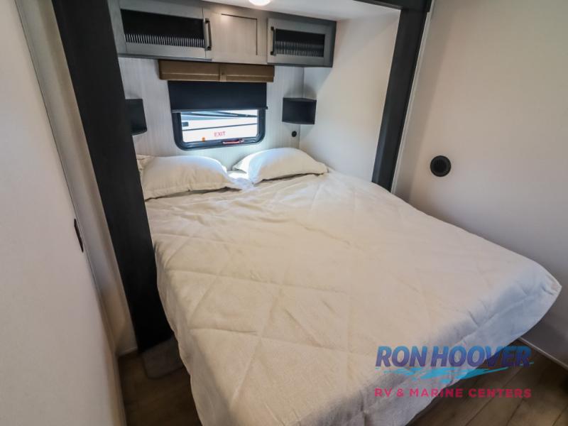 2026 PALOMINO PUMA 421LFT - Image 27