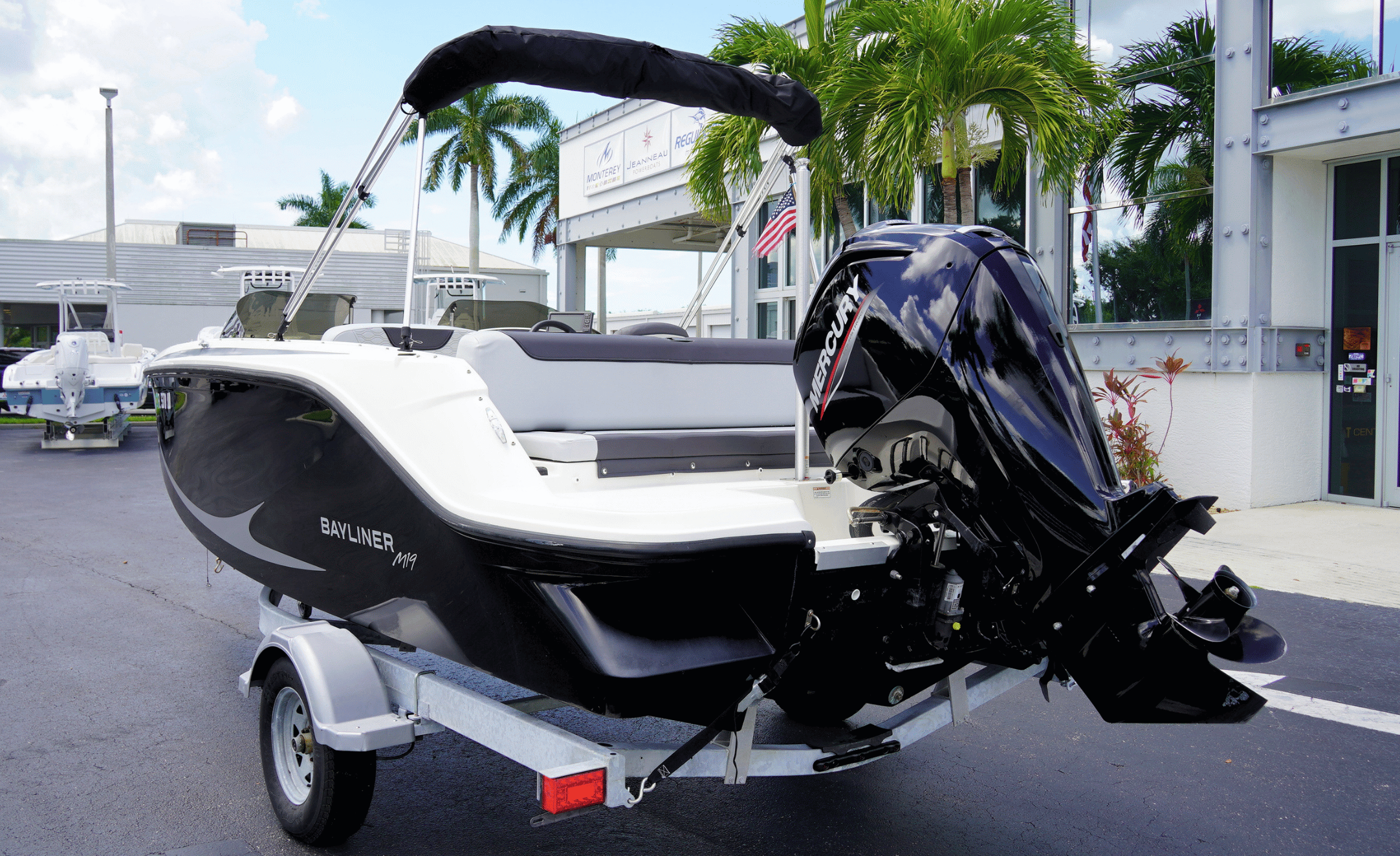 2024 BAYLINER M19 - Image 4