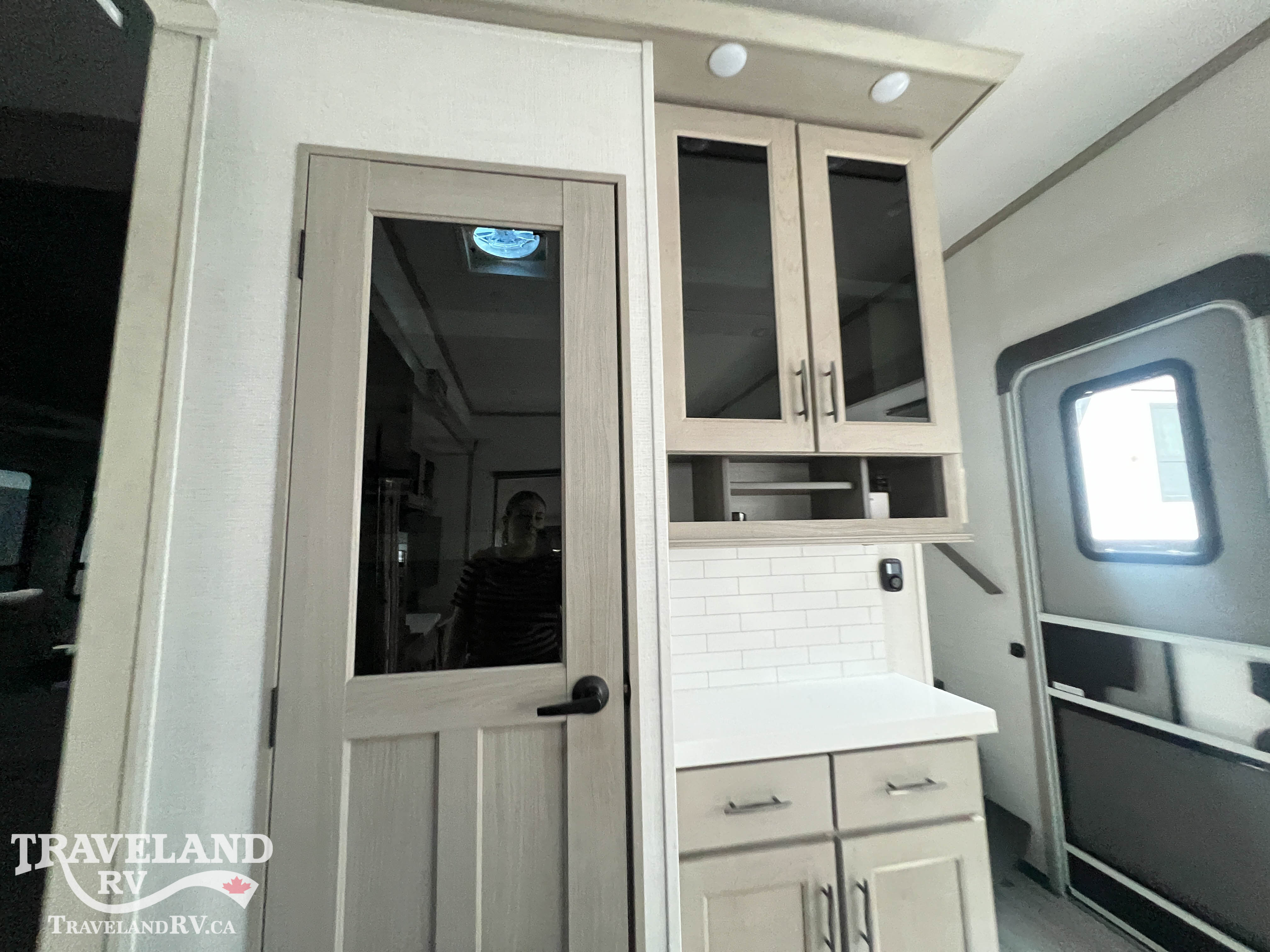 2024 Grand Design Influence 3704BH - Image 25